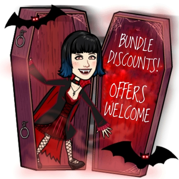 Welcome, Check Out My Closet! - Picture 8 of 9